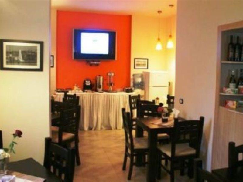 Hotel 5 Tirana